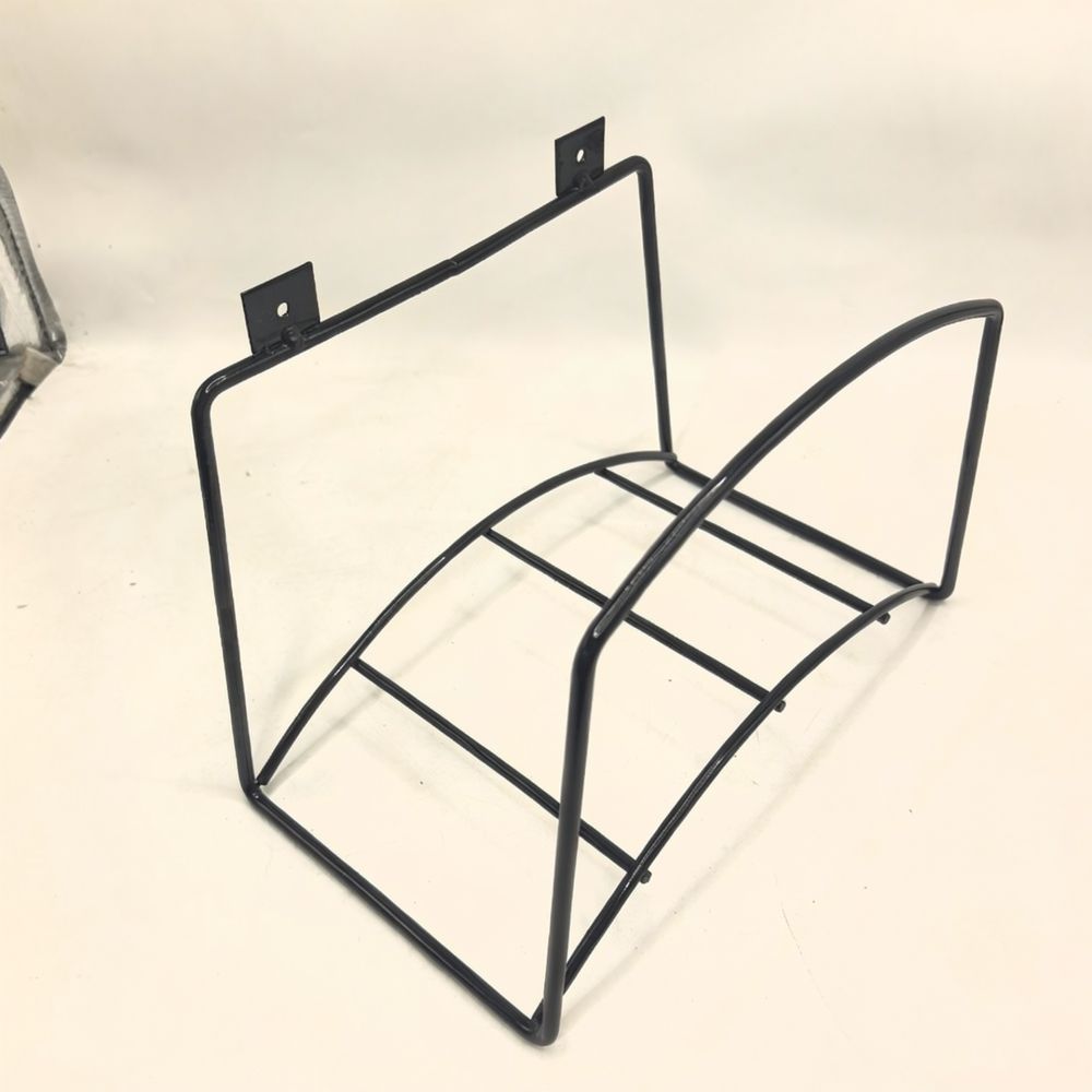 Steel Garden Hose Holder Wall  - Heavy Equipment Yard recension och pris