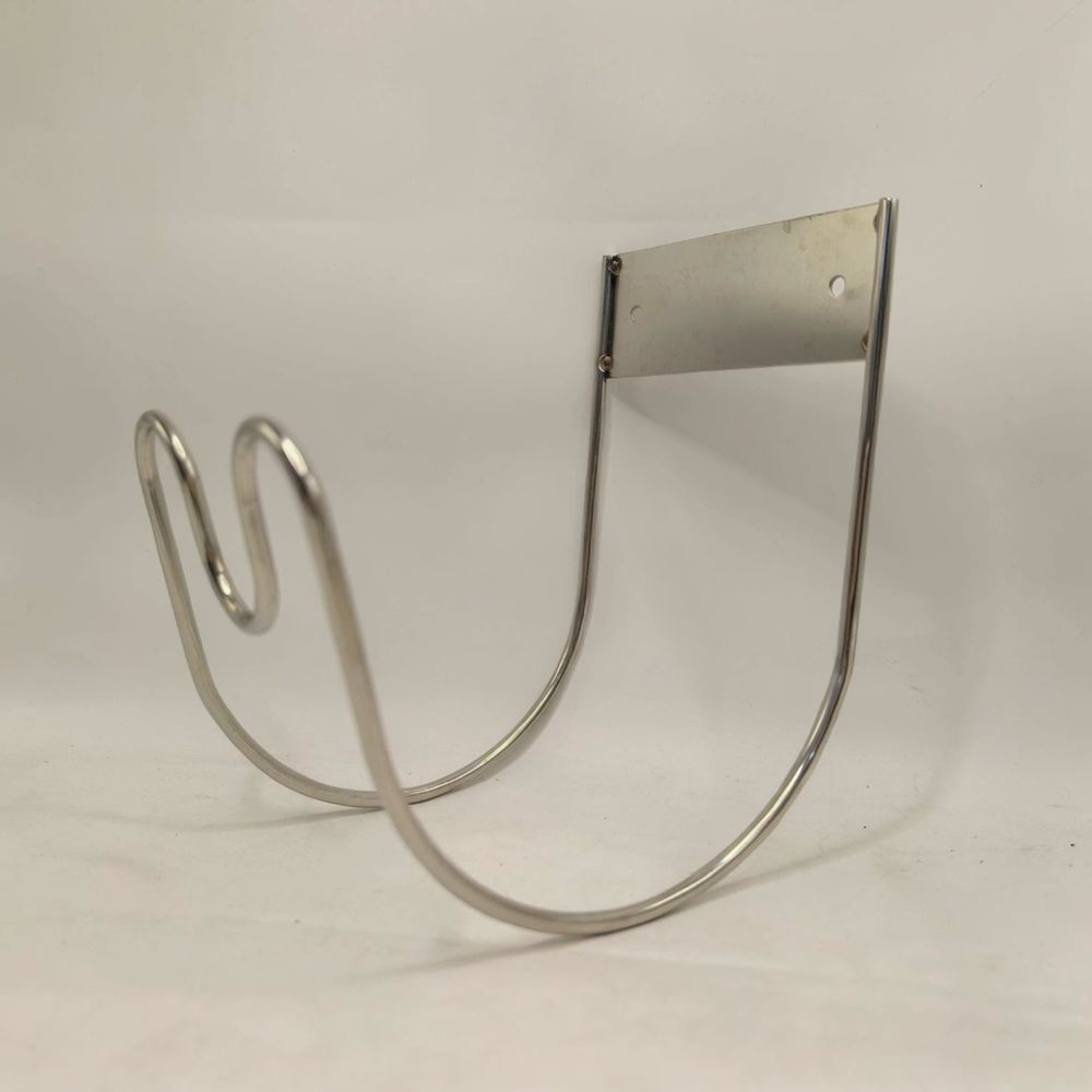 Steel Garden Hose Holder Wall  - Heavy Equipment Yard recension och pris