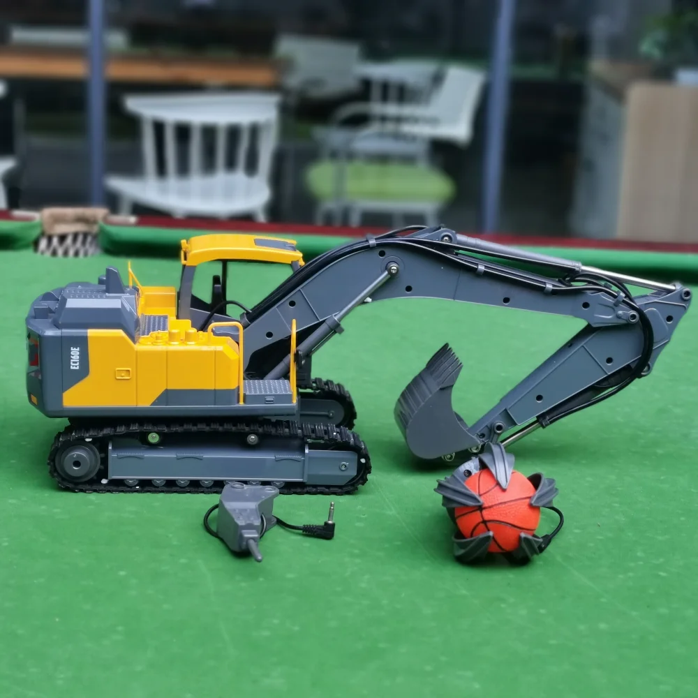 Double E E598 RC Excavator All - Heavy Equipment Games recension och pris